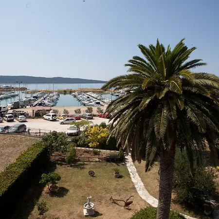 Apartamento Yacht