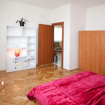 Apartment Yacht Kastela