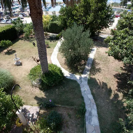 Apartment Yacht Kastela