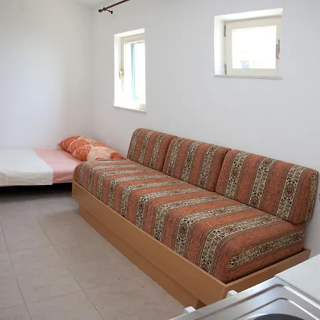 Apartment Yacht Kastela