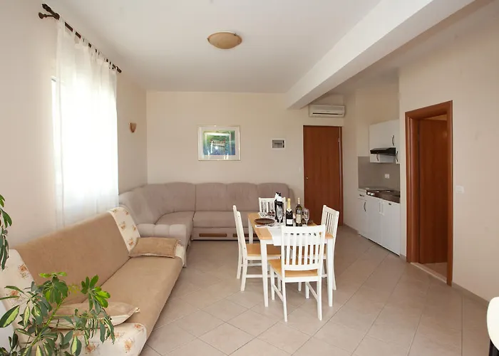 Appartement Yacht Kaštela